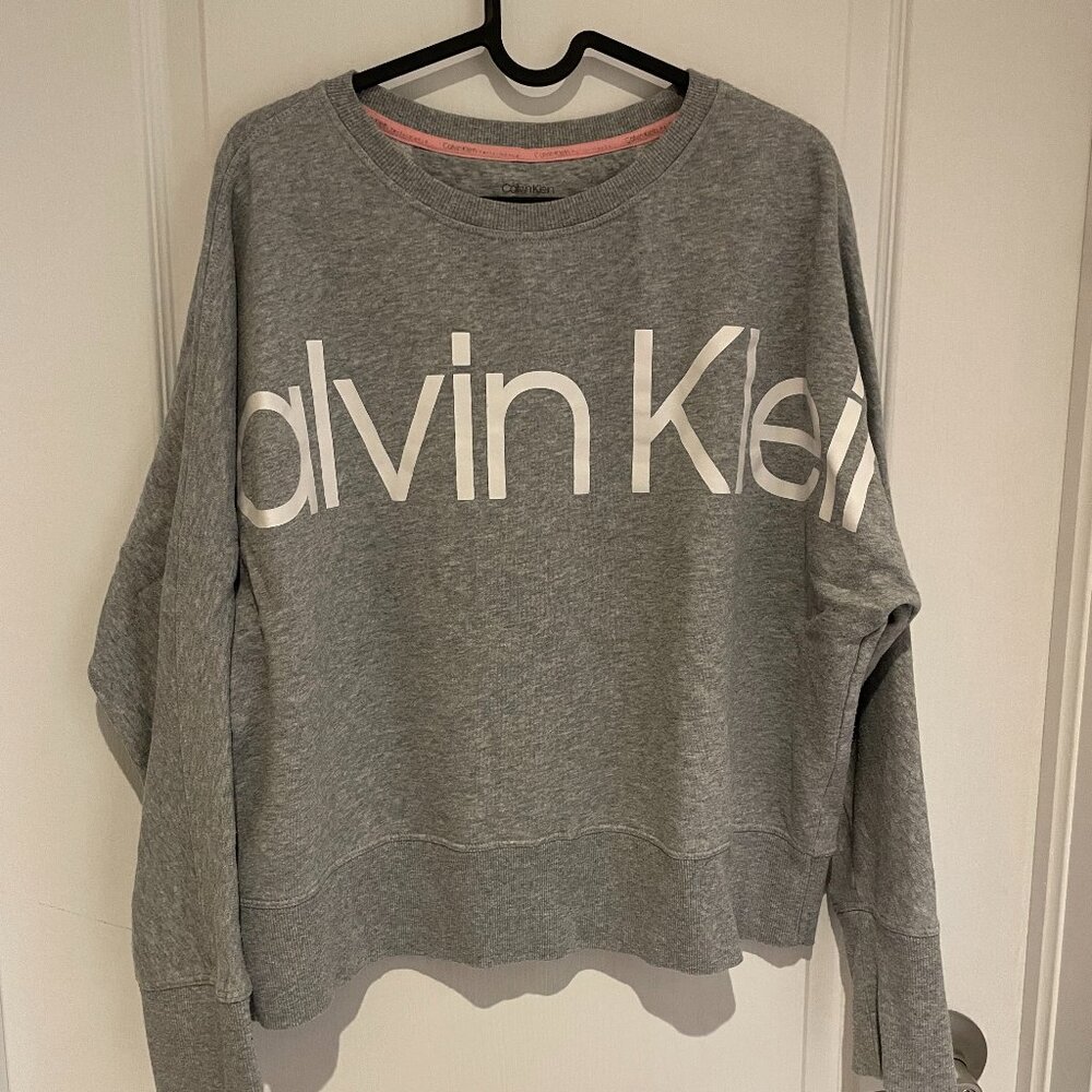 Calvin Klein sweatshirt